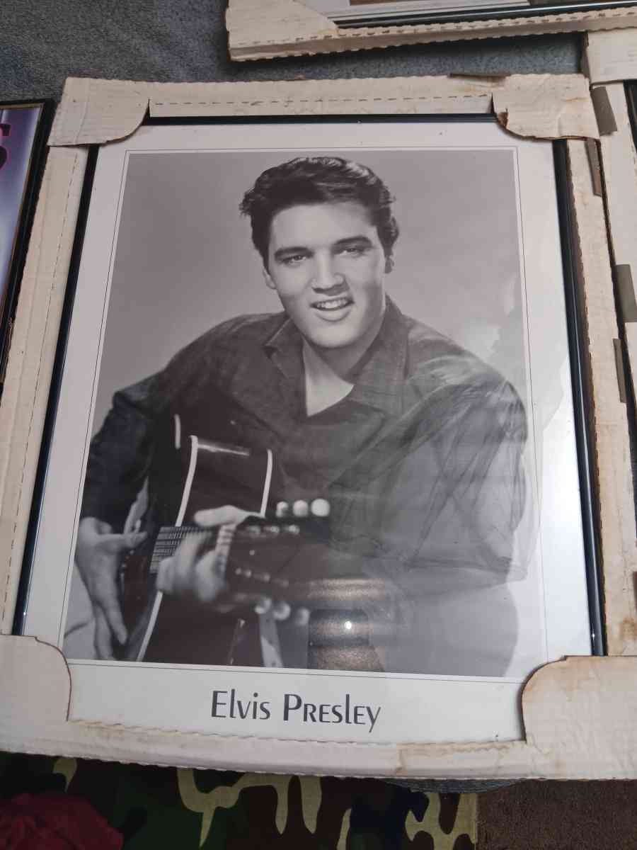 4 Elvis presley rare photos
