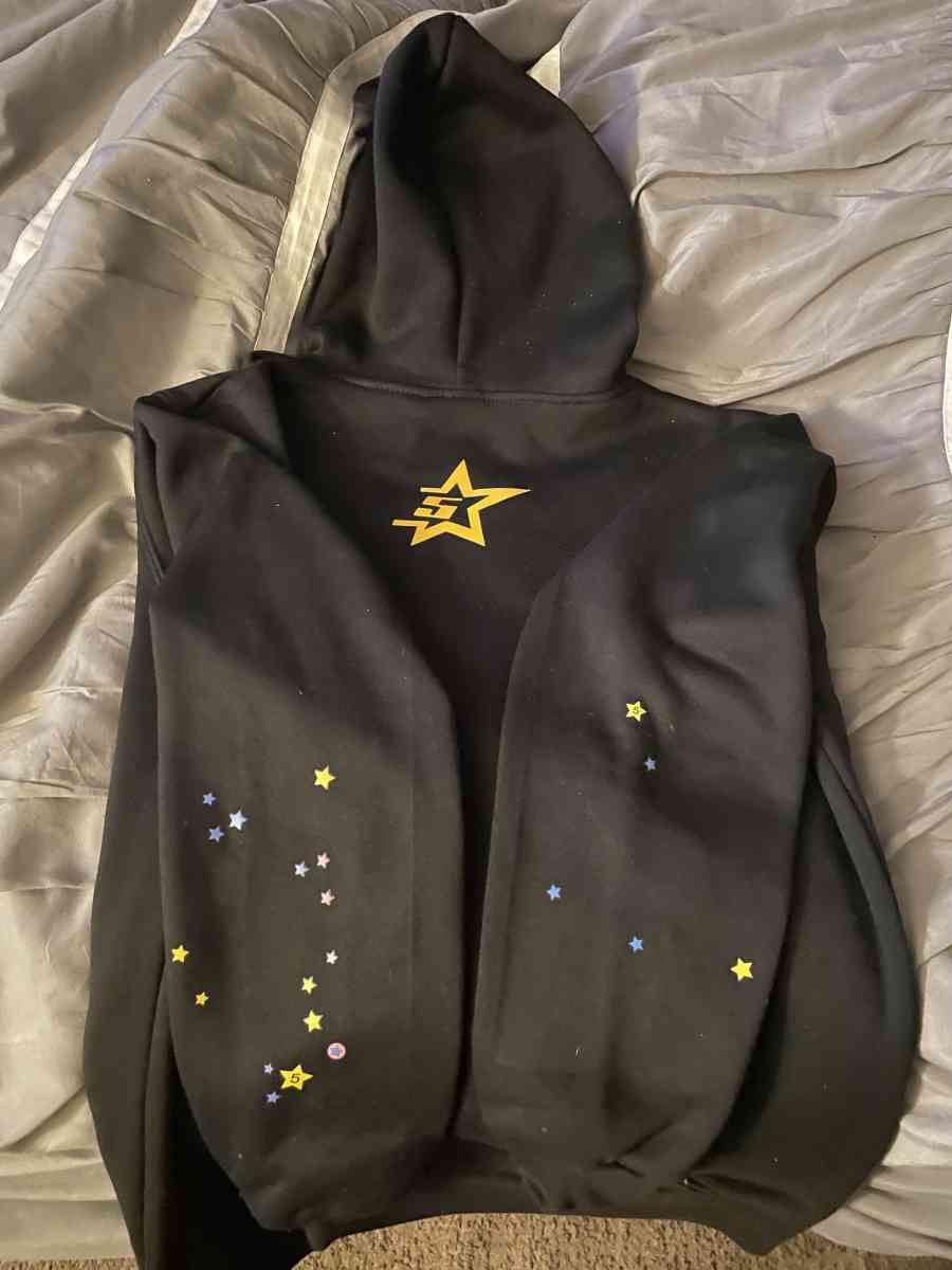 Men Size Small Hoodie