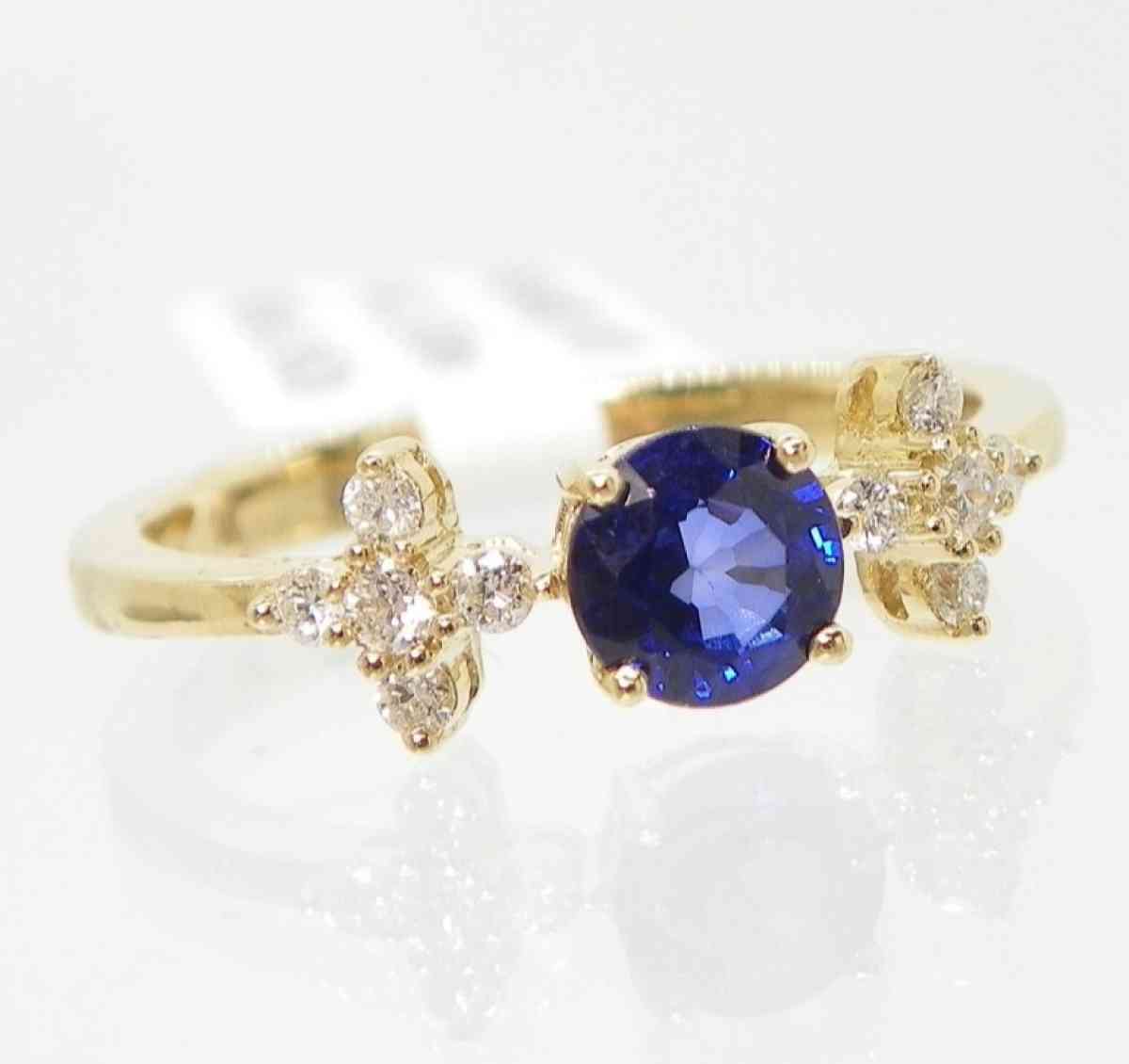 14k gold ring blue sapphire with diamonds