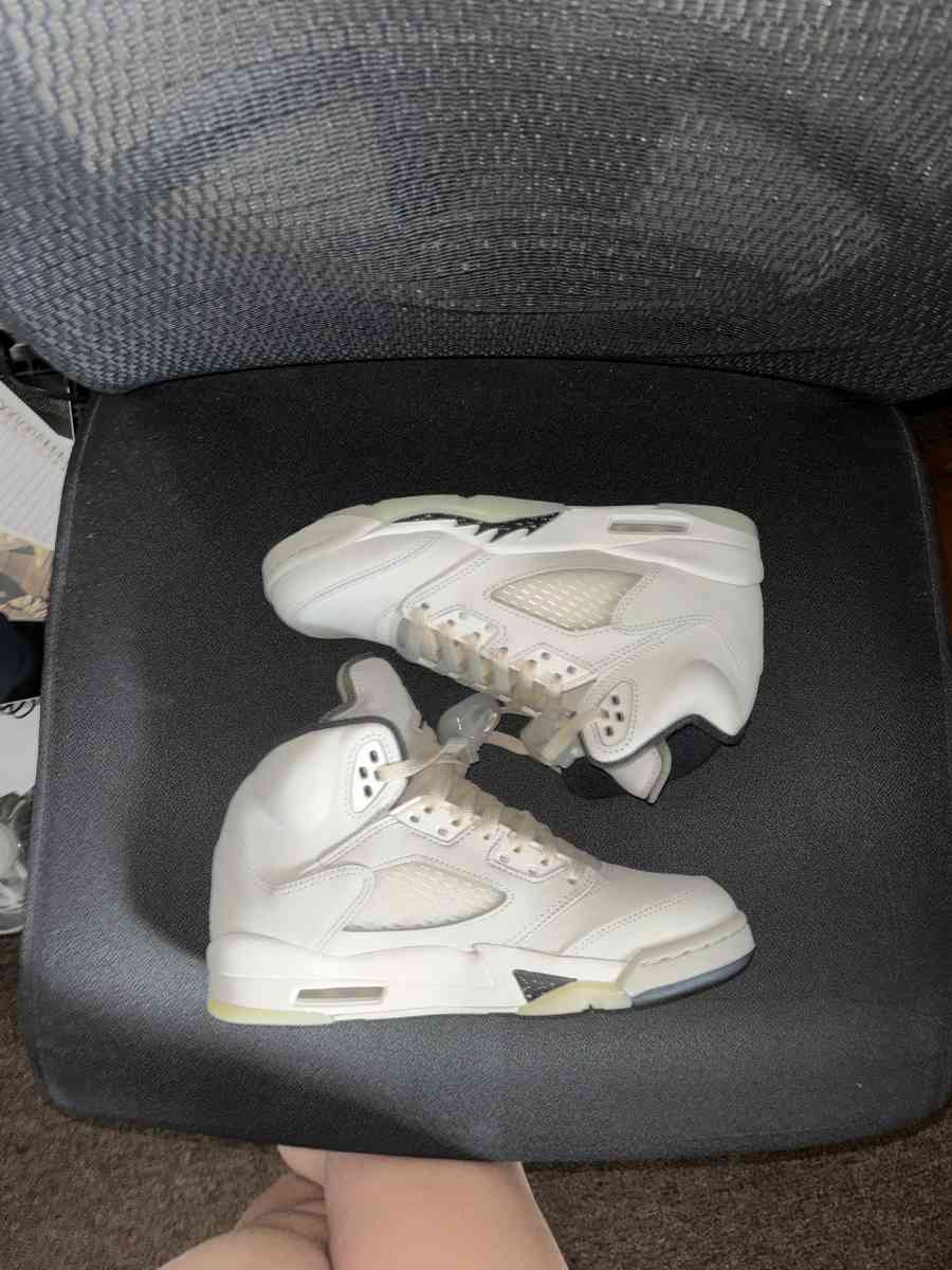 Jordans 5 retro SE sail