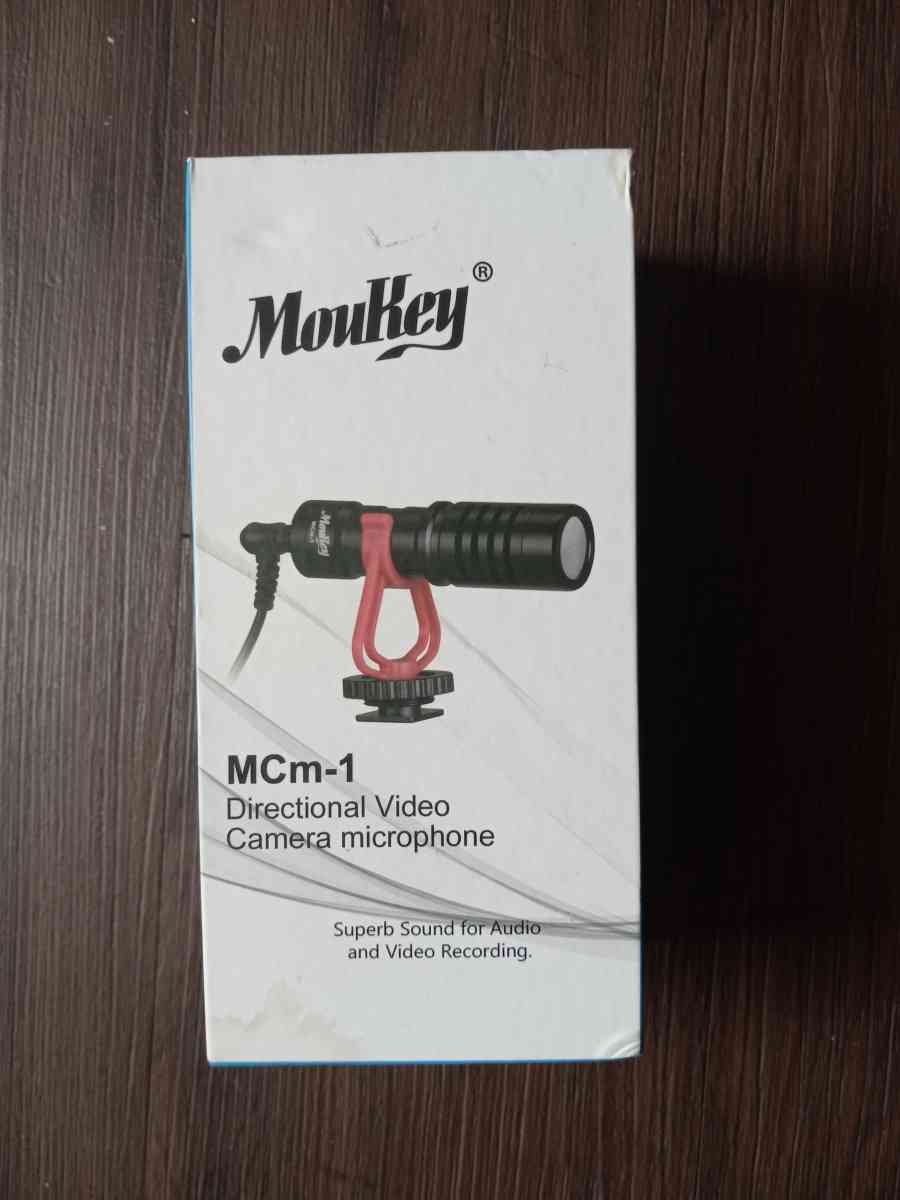 Directional microphone for camera