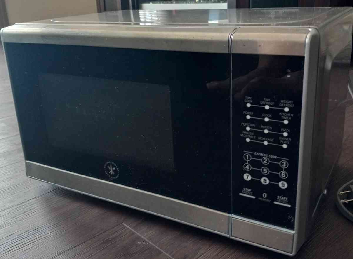 Williams and Sonoma microwave