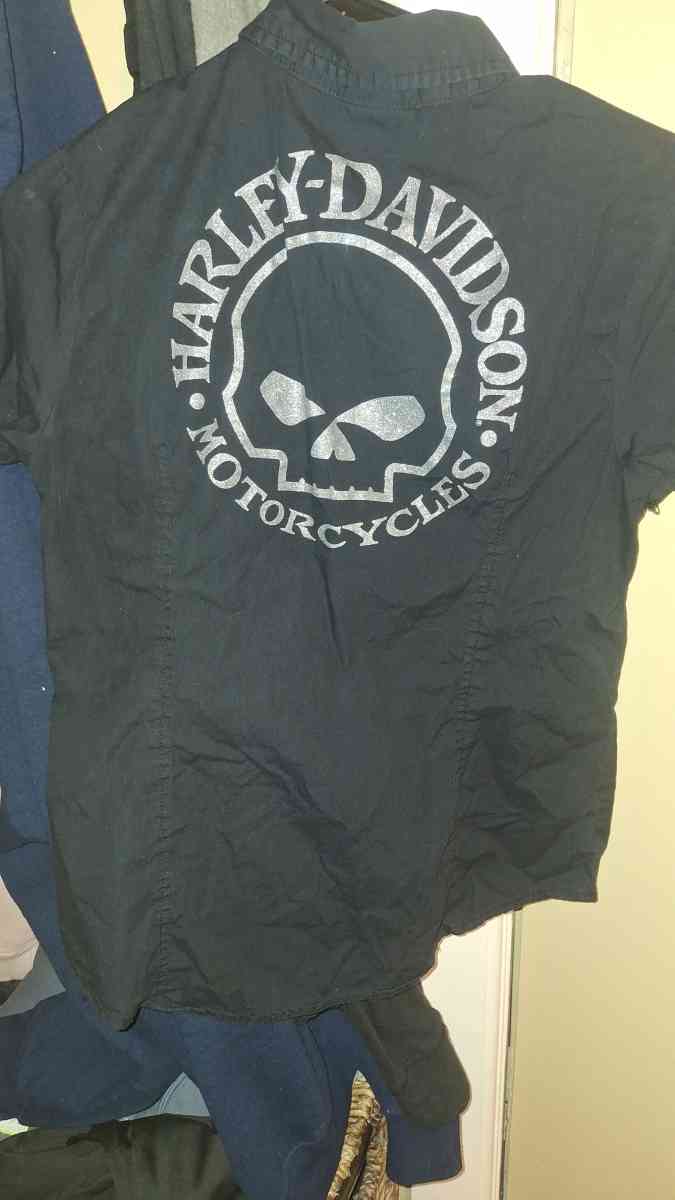 nike airmax size 8 HARLEY Davidson clothing n blanket