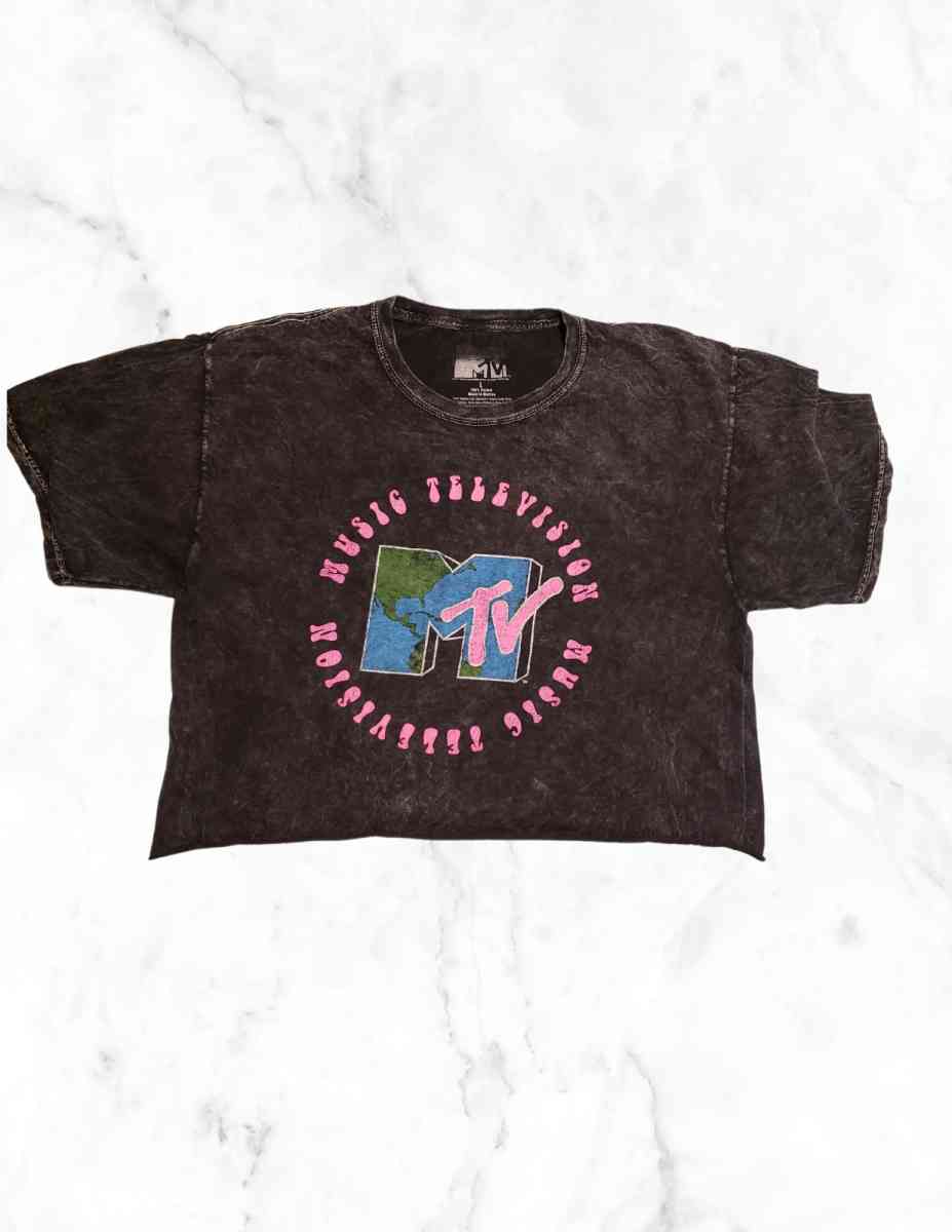 VintageStyle MTV Logo Cropped Graphic TShirt Size Large