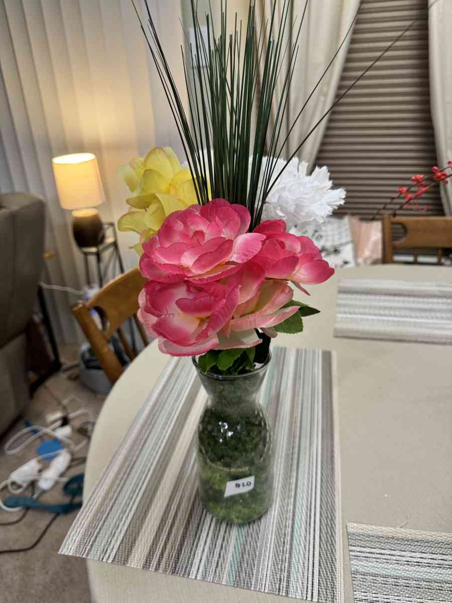 Beautiful Artifical Flower Arrangements