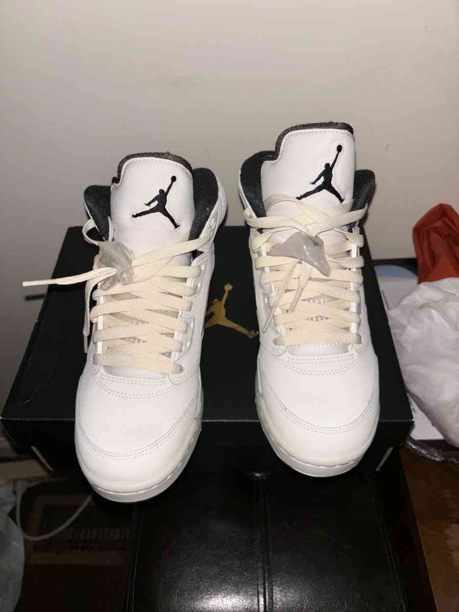 Jordans 5 retro SE sail