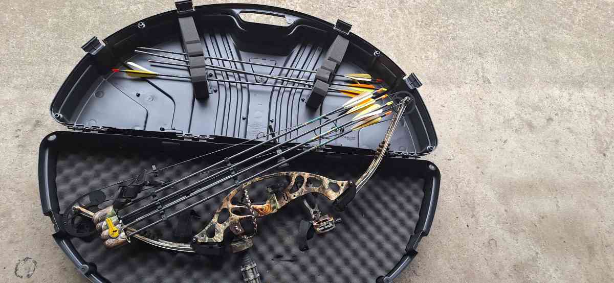 Hoyt Fefthand bow