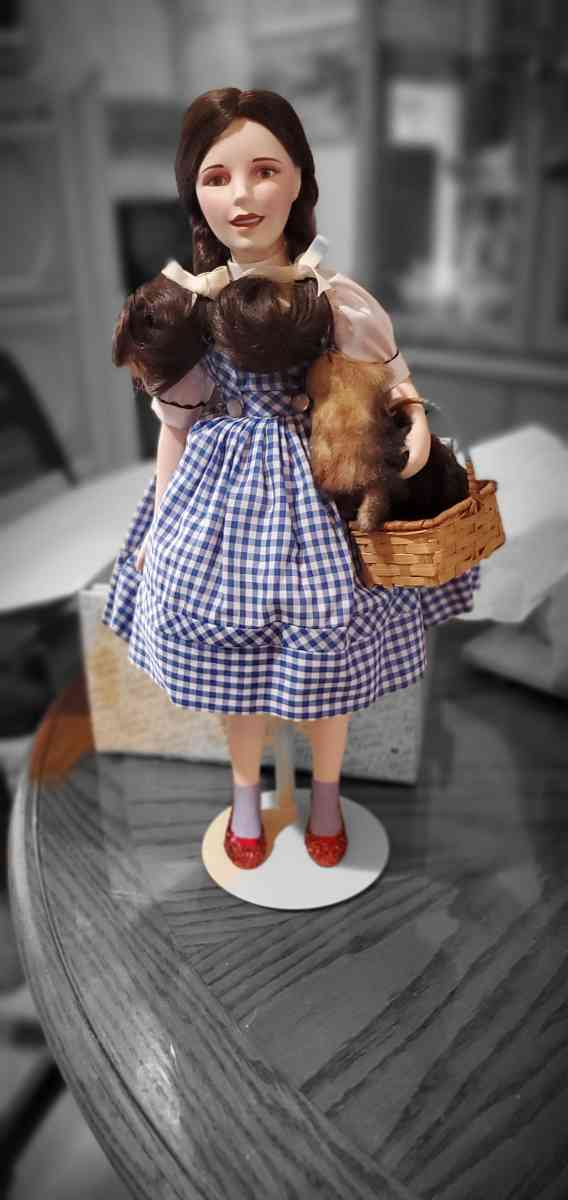 Franklin Mint Dorothy with Toto Porcelain Doll