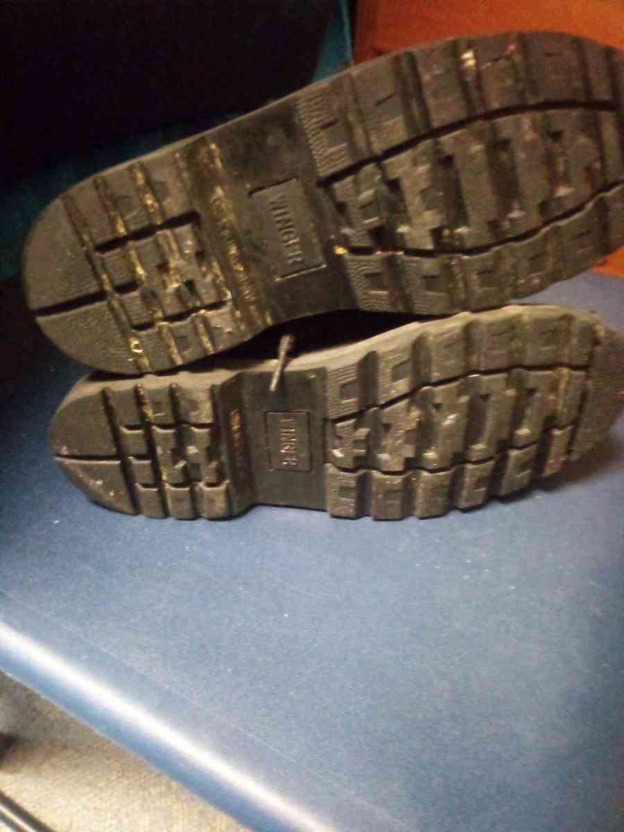 black steel toe winger boots