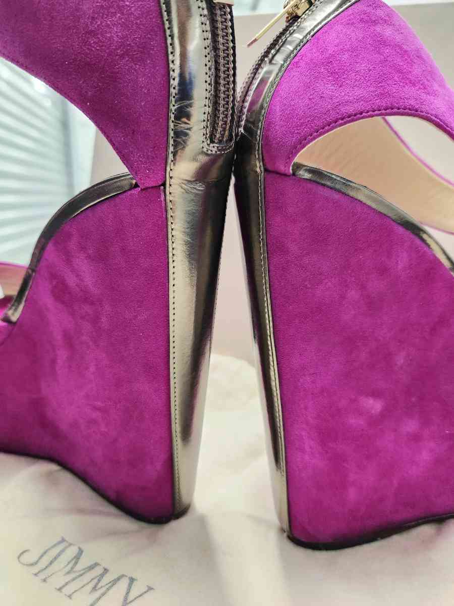 Jimmy CHOO Preloved Fushia Suede Metallic Leather TOPAZ 5in