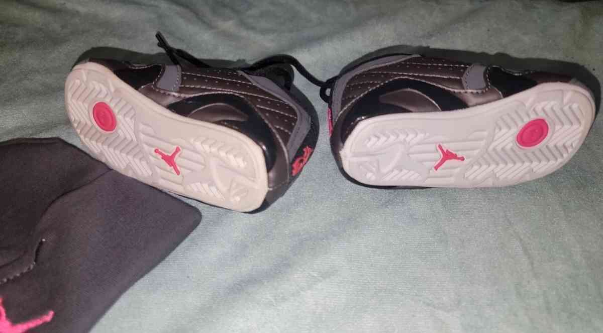 Jordan baby 3c and beanie