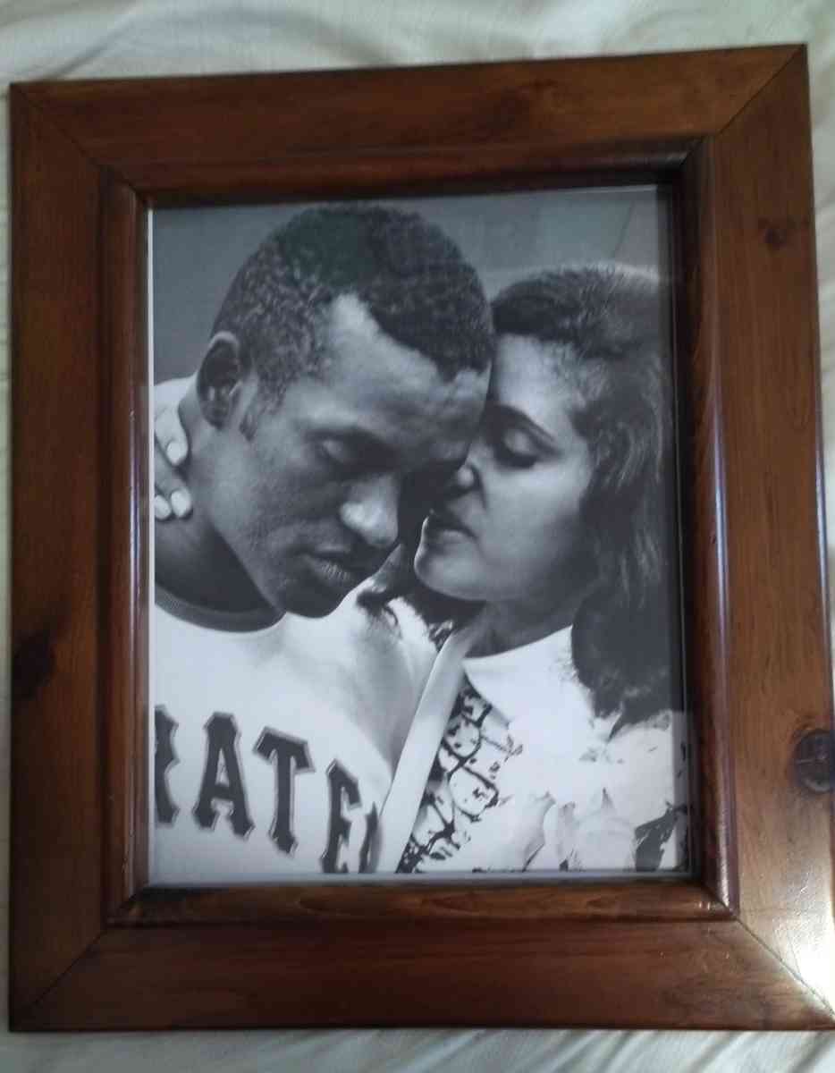 Roberto Clemente framed photograph