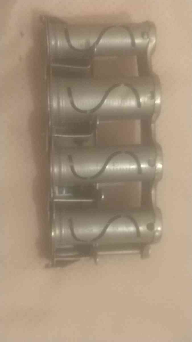 B and R four barrel coin changer