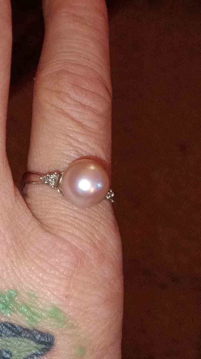 pink pearl with diamond stamped 925 and FIC
