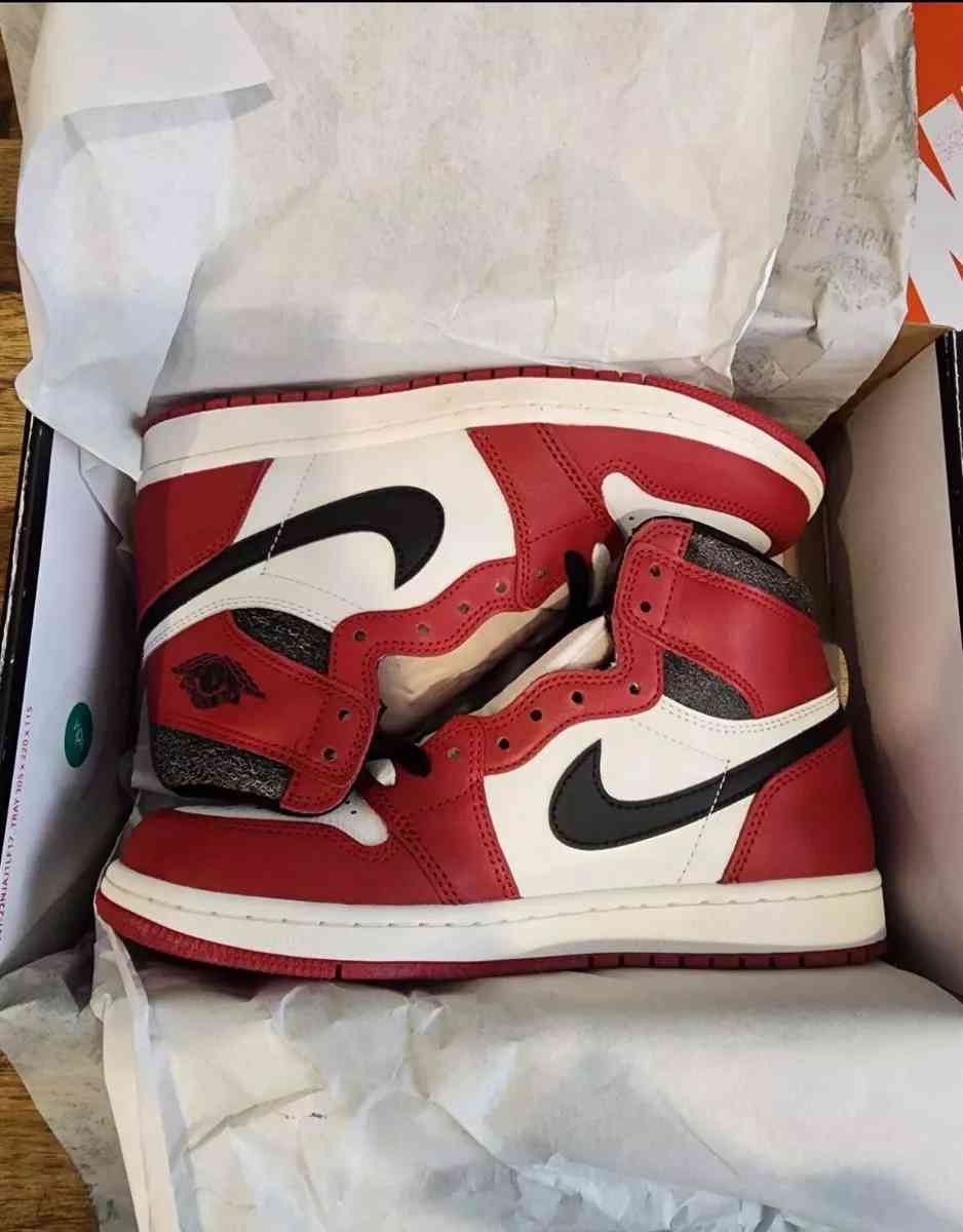 Jordan 1s Lost and Found all sizes