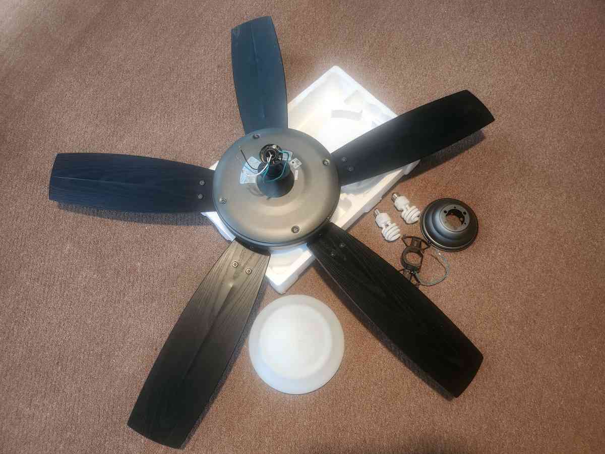 Hampton Bay Ceiling Fan