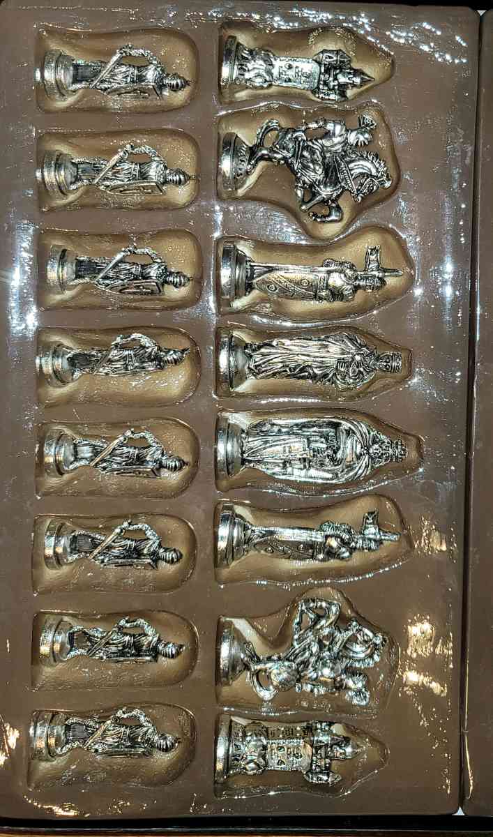 100 NEW Steel Chess Piece Set