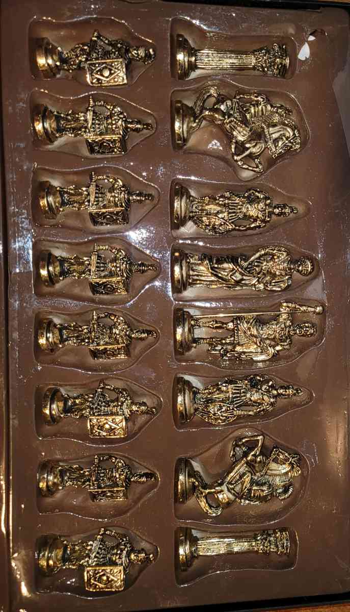 100 NEW Steel Chess Piece Set