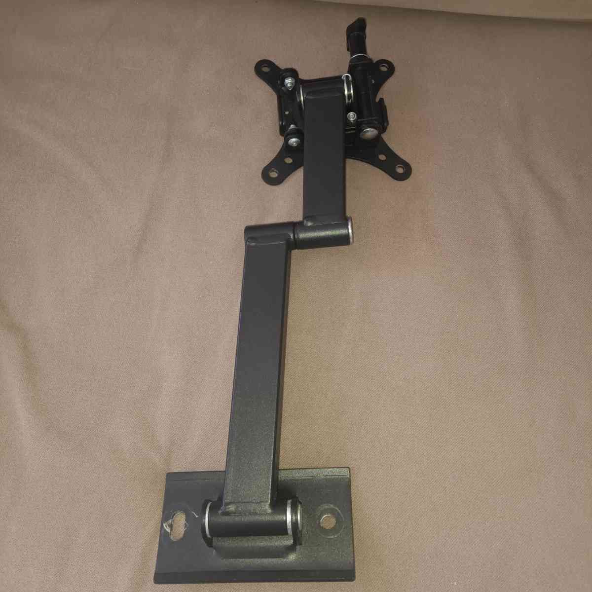wall mount tv size 24