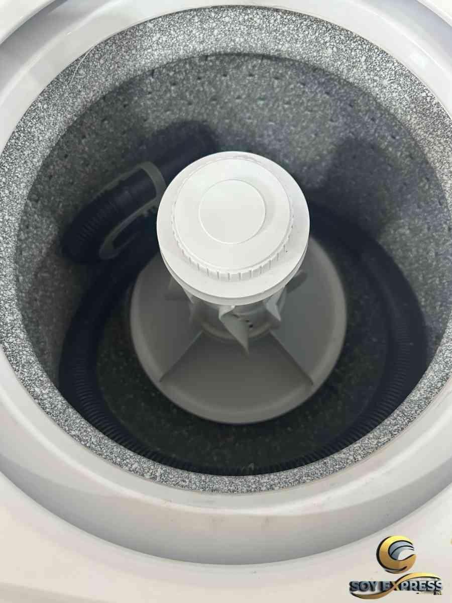 Whirlpool combo 24W washer and dryer stackable white color