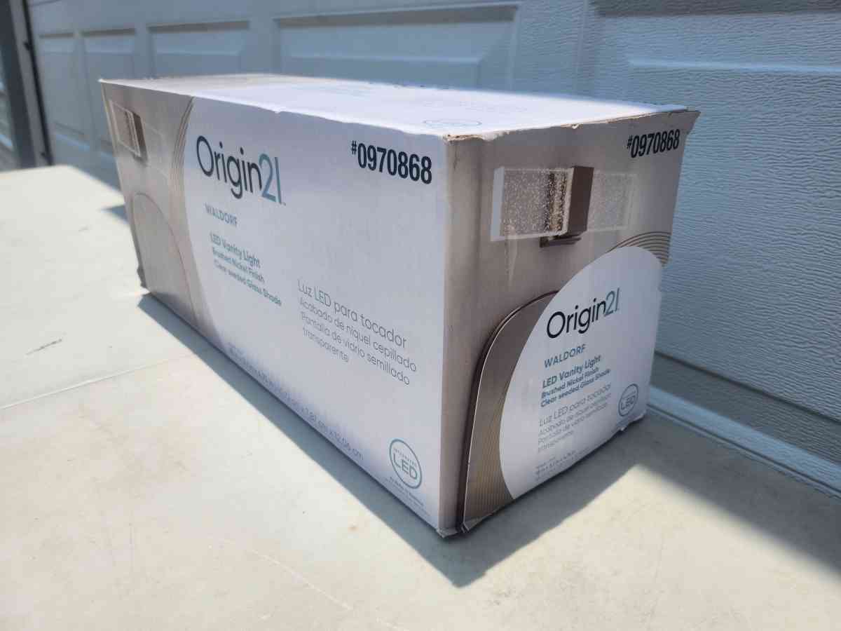 Origin21 Waldorf Vanity Light Bar BRAND NEW