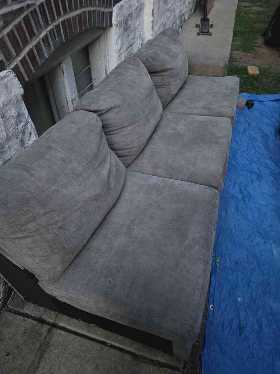 l shaped Sectional couch