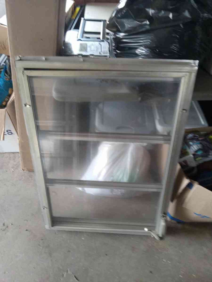 crank windows 3 with storm glass