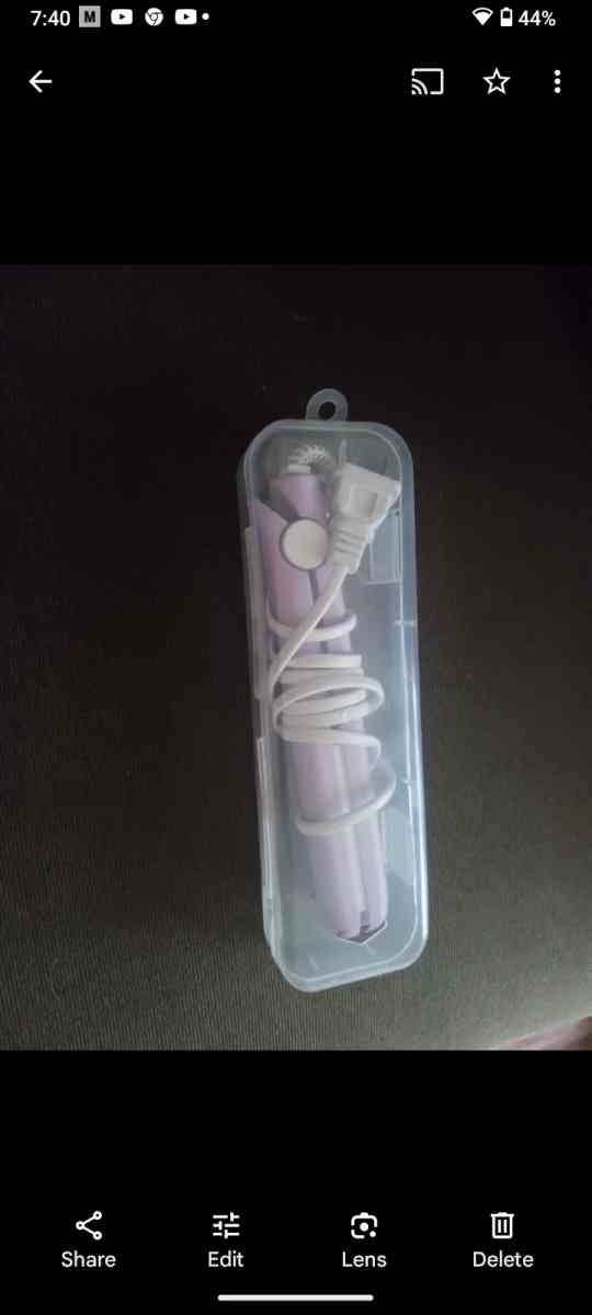 miniature straightener