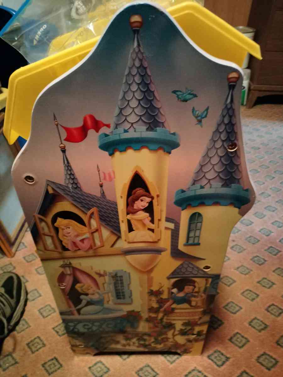 Little girls toy storage rack