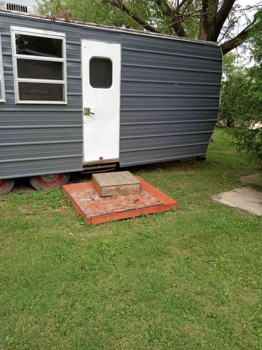 camper or food trailer no title need finish