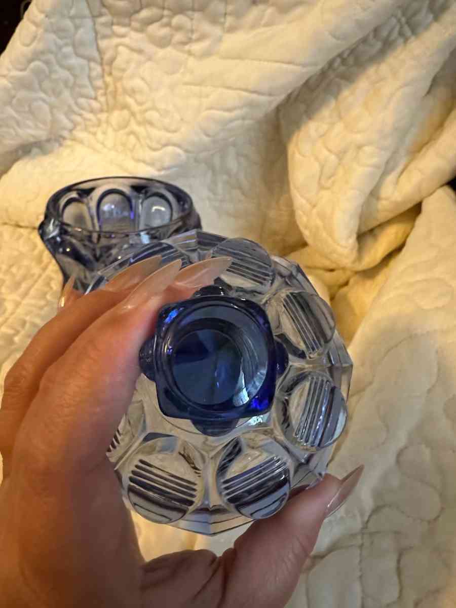 Rare blue Fenton glass trinket dish