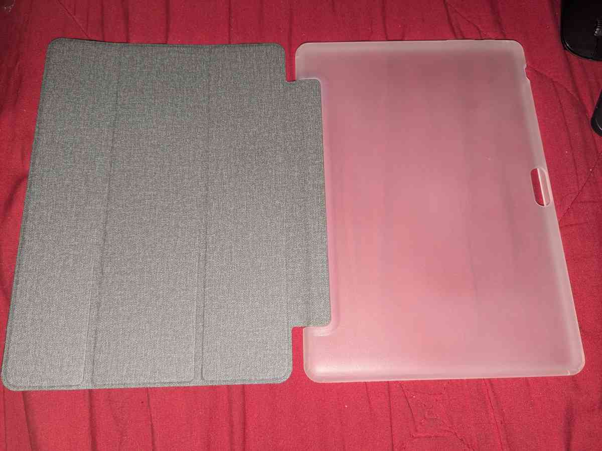 Android 11 tablet and bundle