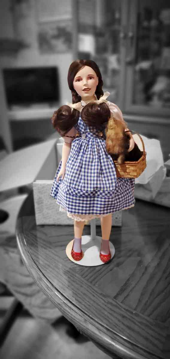Franklin Mint Dorothy with Toto Porcelain Doll