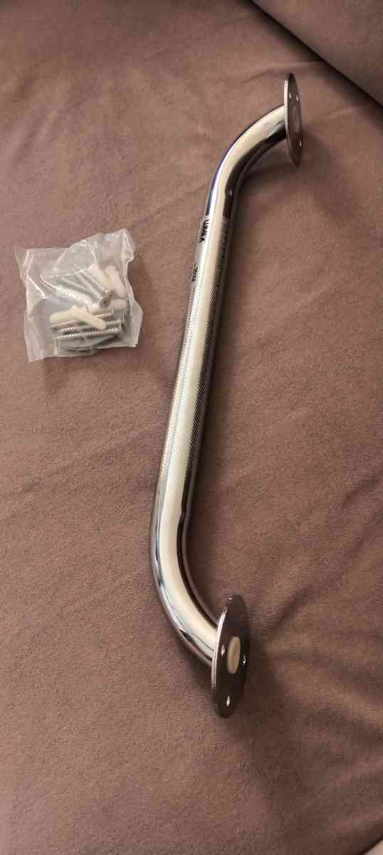 lumex grab bars New