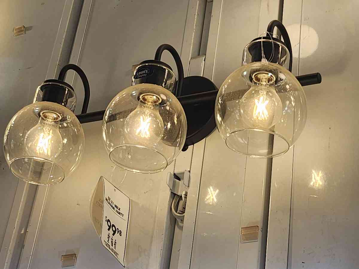 Quoizel Melbourne 3 Light Vanity Light