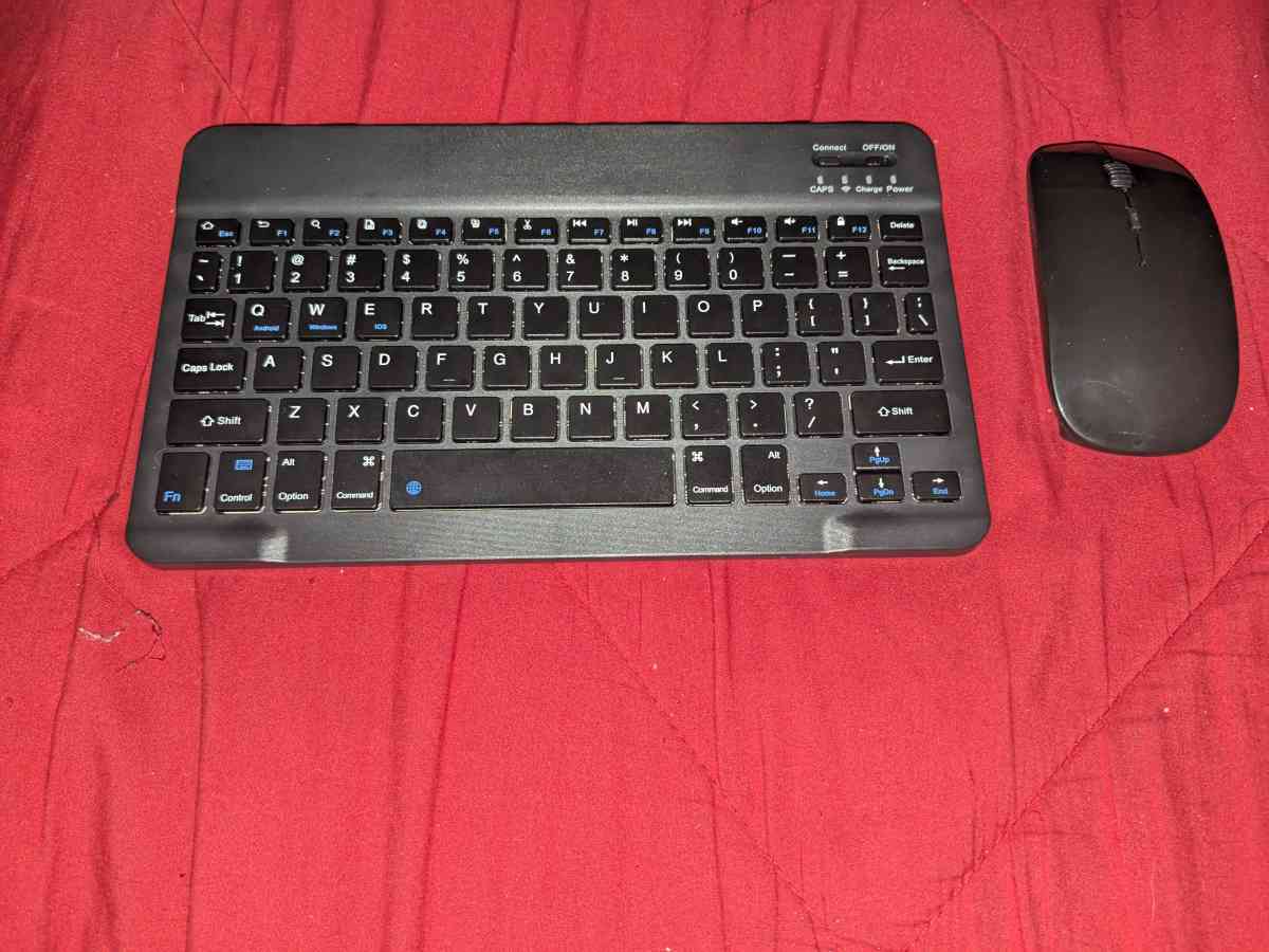 Android 11 tablet and bundle