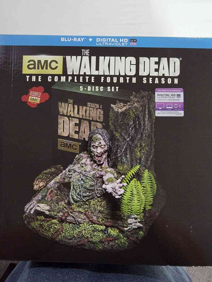 walking dead statue