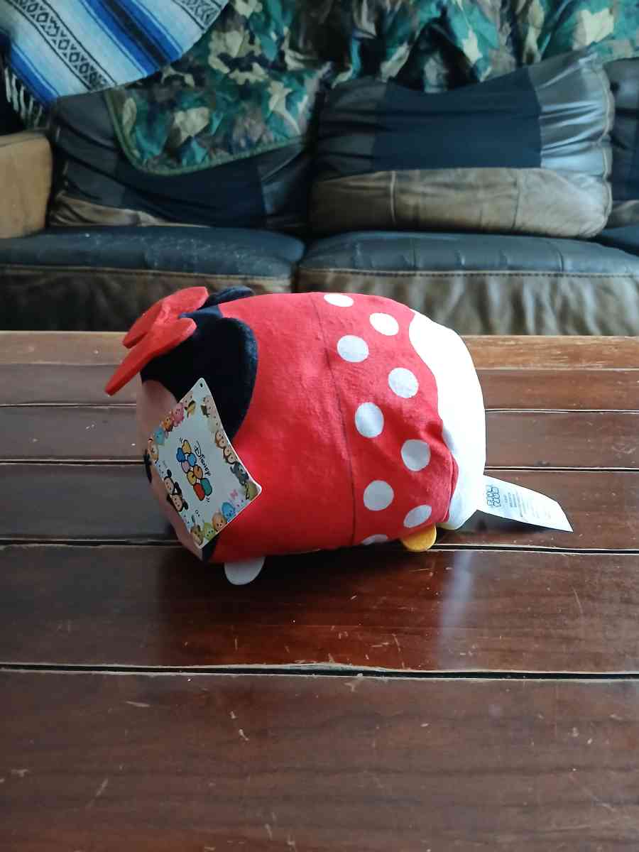 Disney Tsum Tsum Minnie Mouse 8 Inch Small Plush Toy