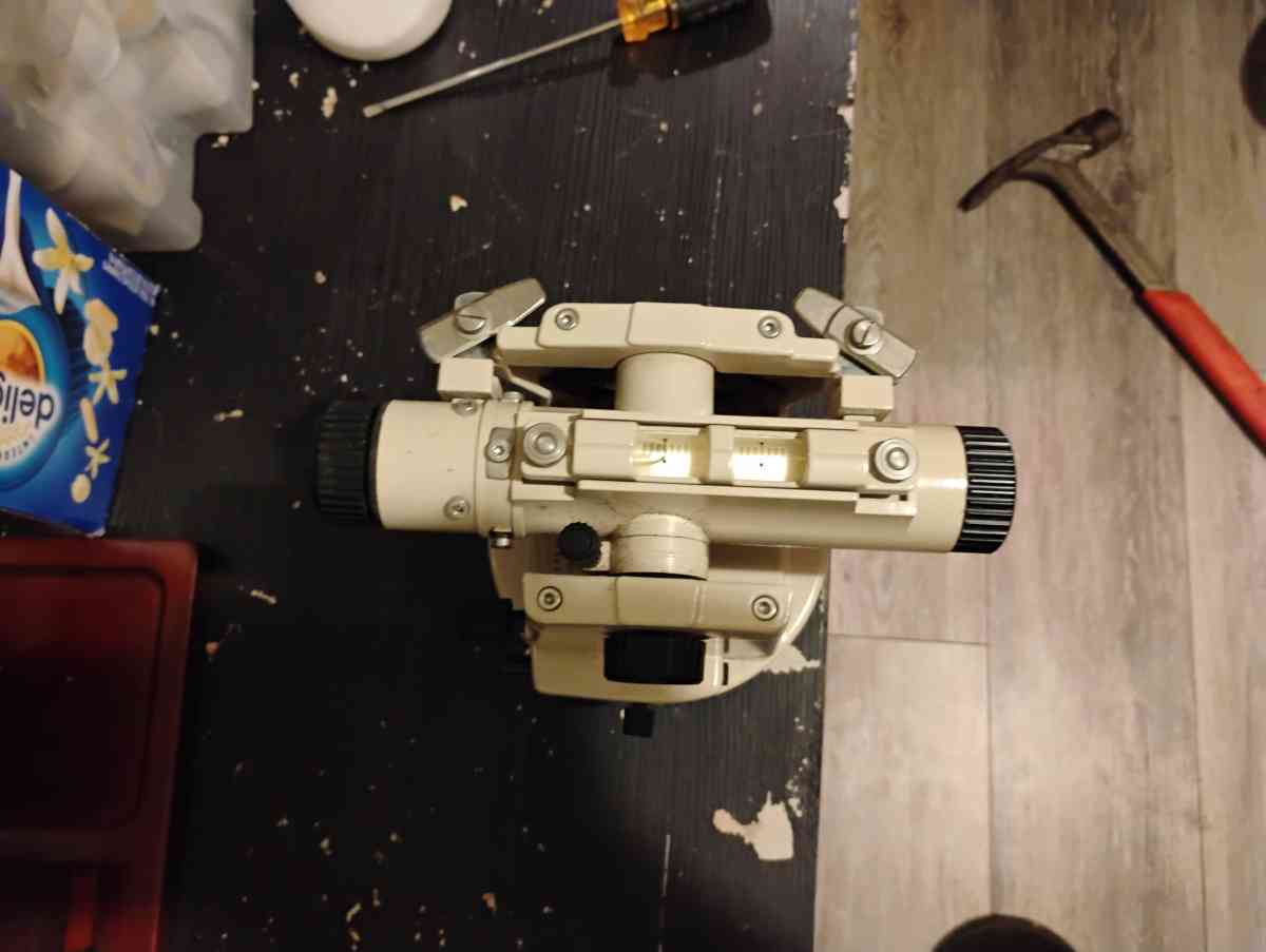 realist David white instrument