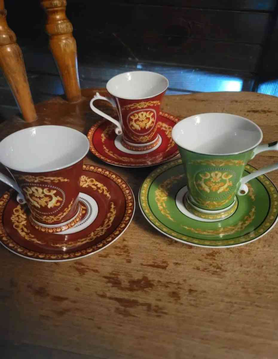 Bijoux Terner set of 3 tea cups with saucers