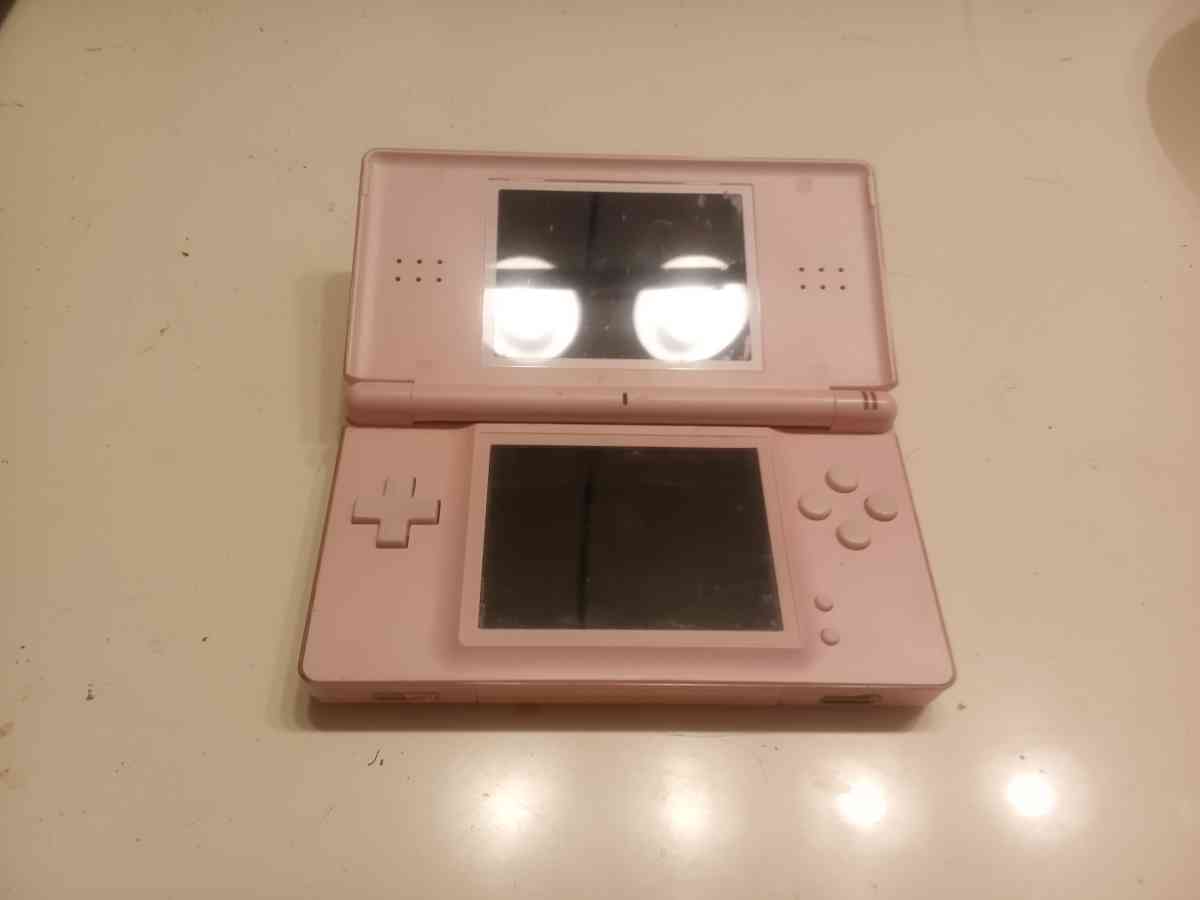 Nintendo DS lite
