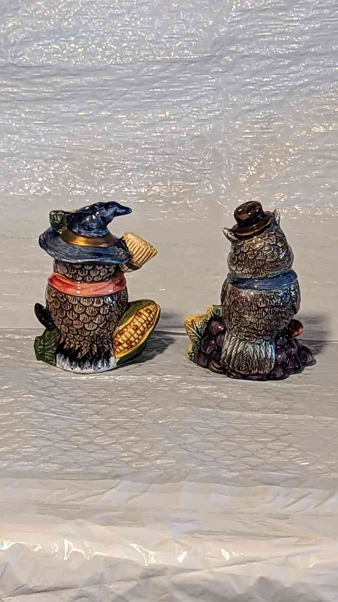 Owl Harvest Salt and Pepper Set Ceramic In Original Box
