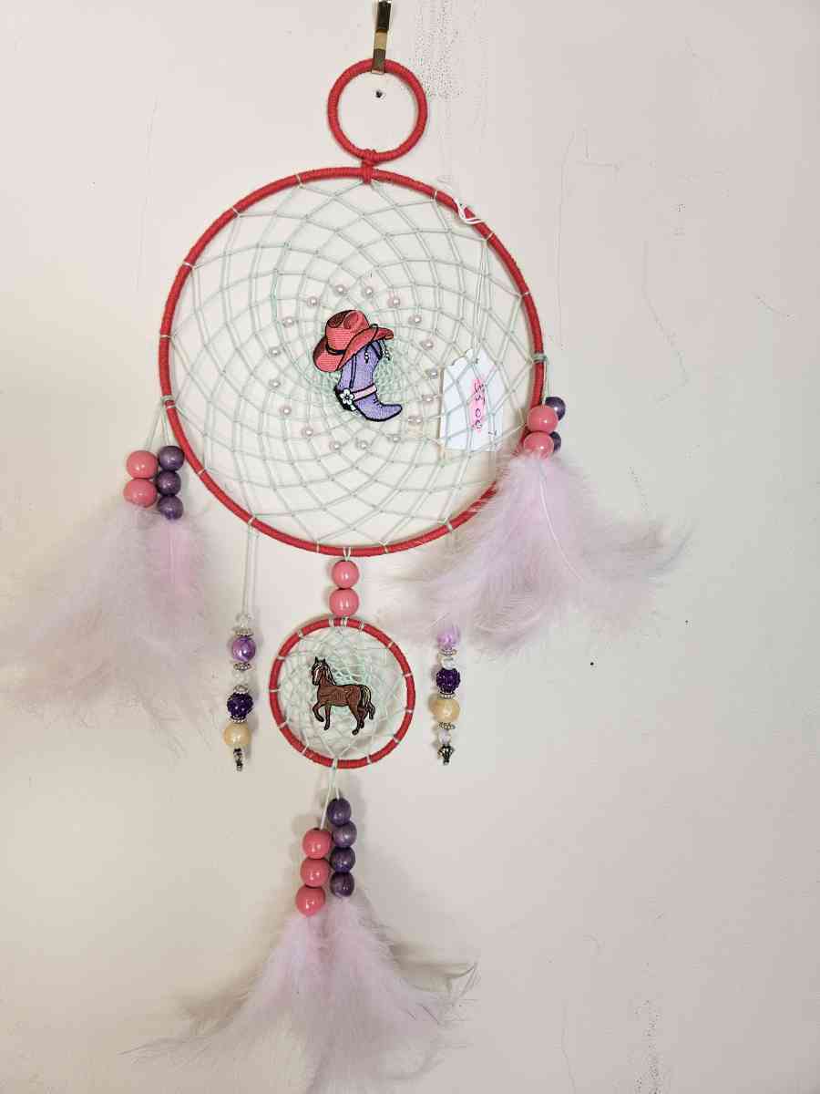 handmade cowboyhat with boot and horse dreamcatcher