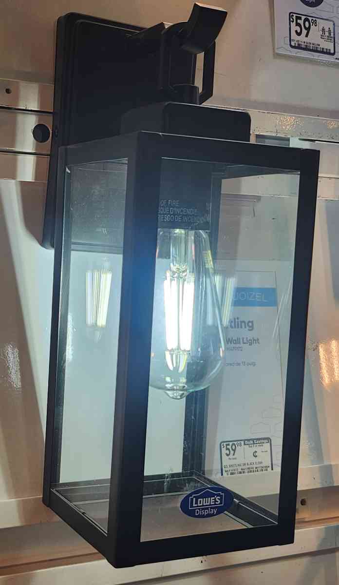 Quoizel Breitling Wall Lantern BRAND NEW