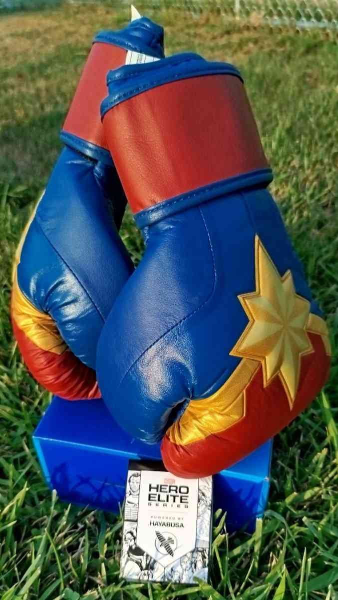 Hayabusa Marvels Captain Marvel Boxing Gloves