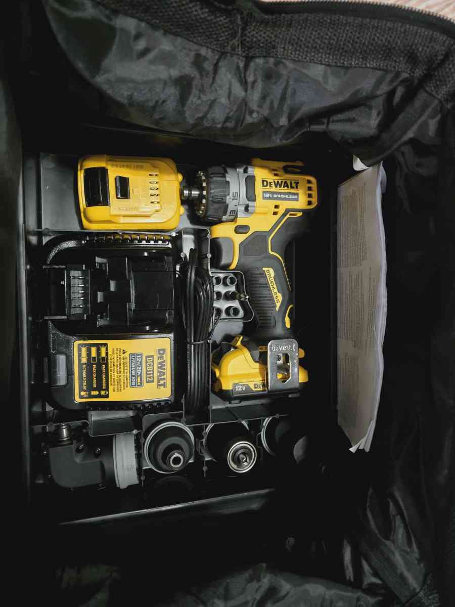DEWALT drill driver kit