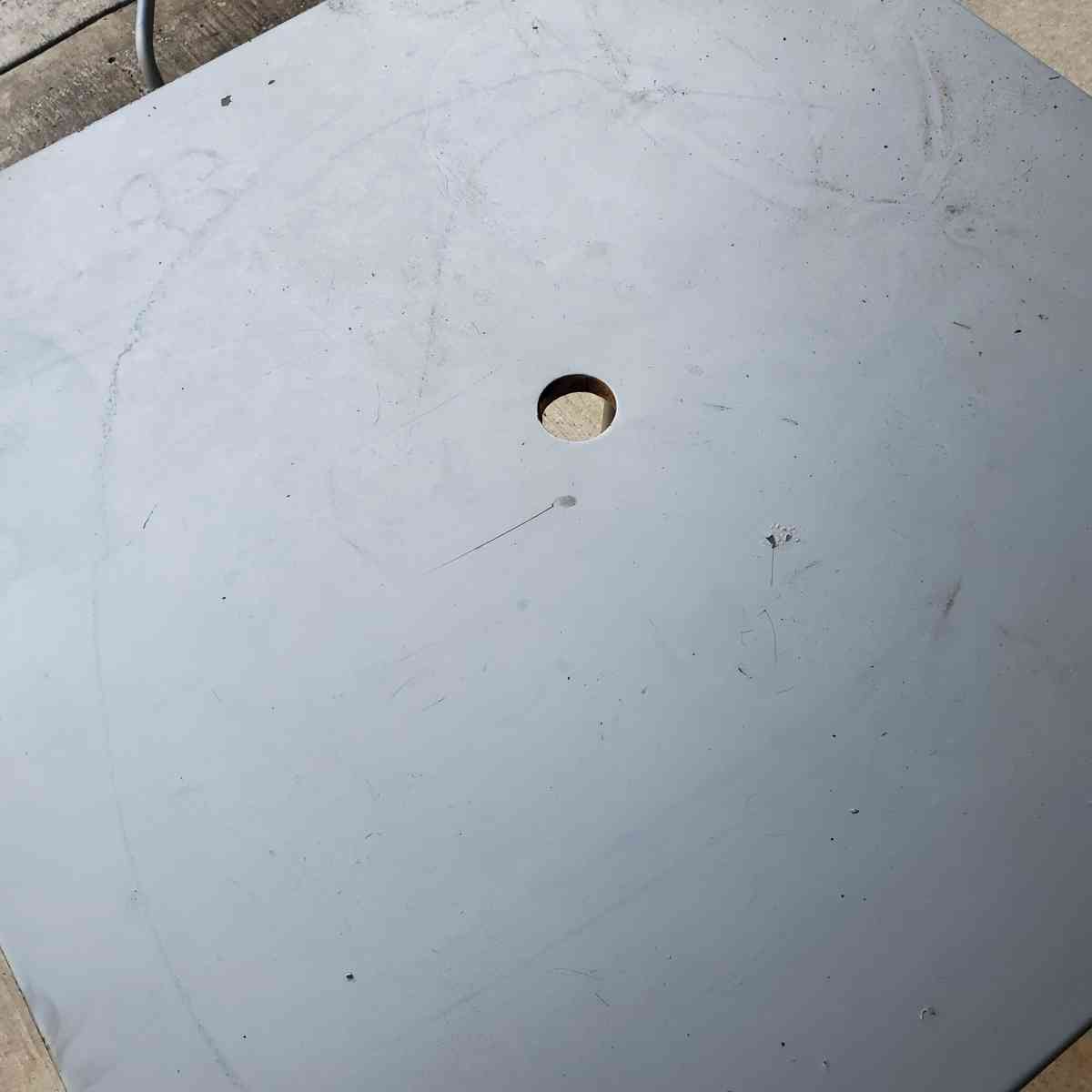 Metal Table  36x36x29  Heavy Outdoor  Will Need To Painted