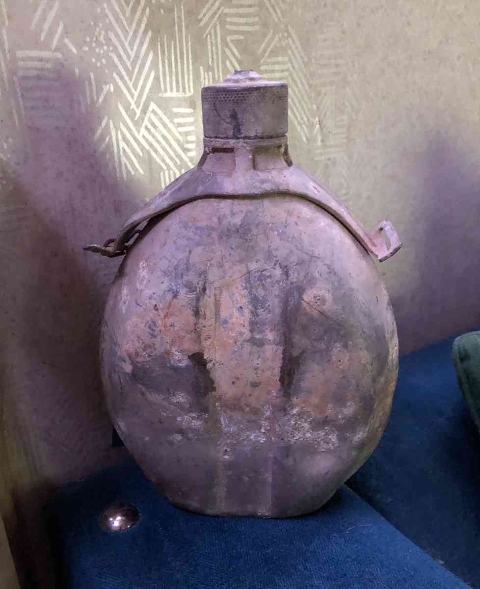 Vintage 1915 to 1918 Water Canteen