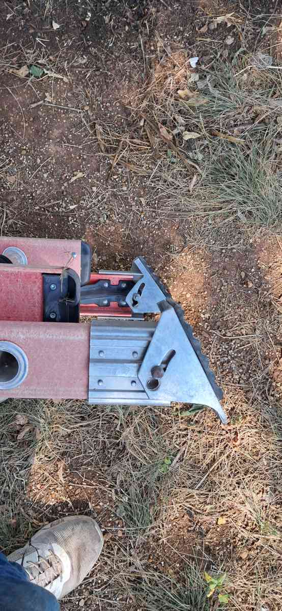 32 foot werner extention ladder