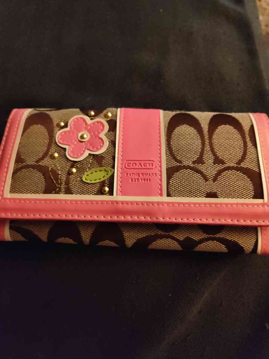 coach wallet
